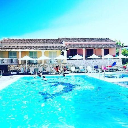 Nikoleta'S Corfu Apartments Guviá Kültér fotó